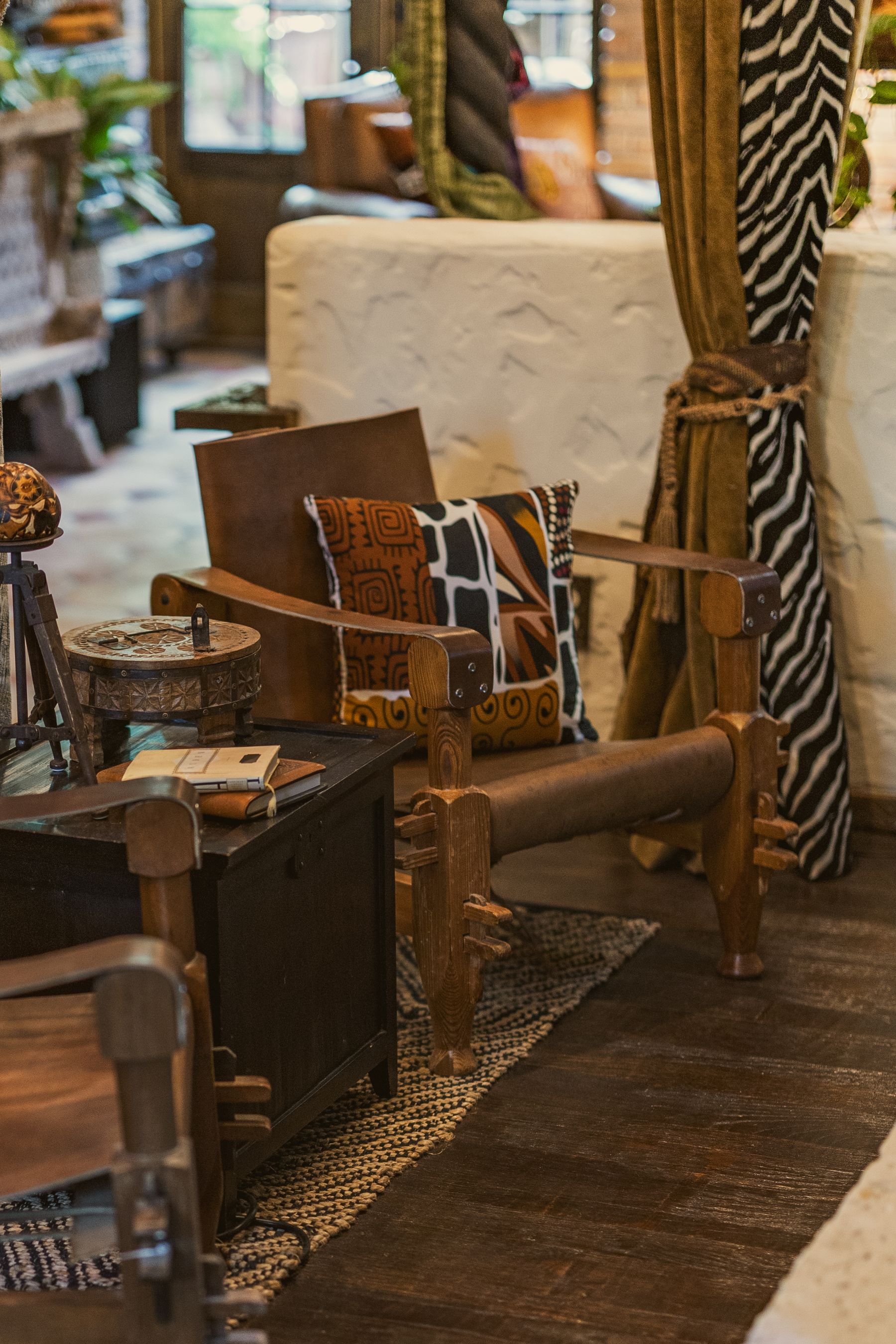 Peruvian Leather Safari Chair in New Moroxico